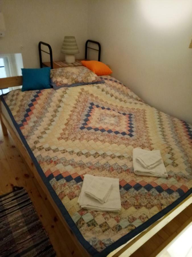 Kalvin Ter Apartment